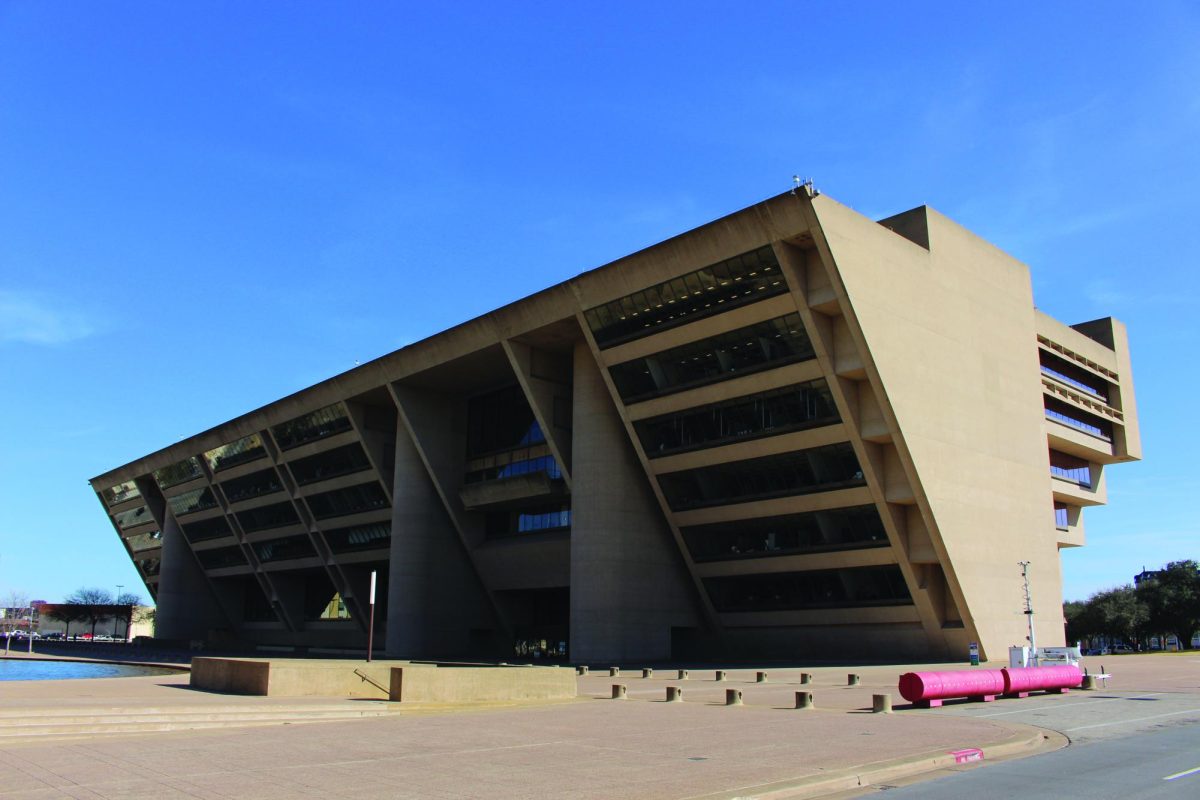 The Dallas City Hall is located in the Government District of downtown.
