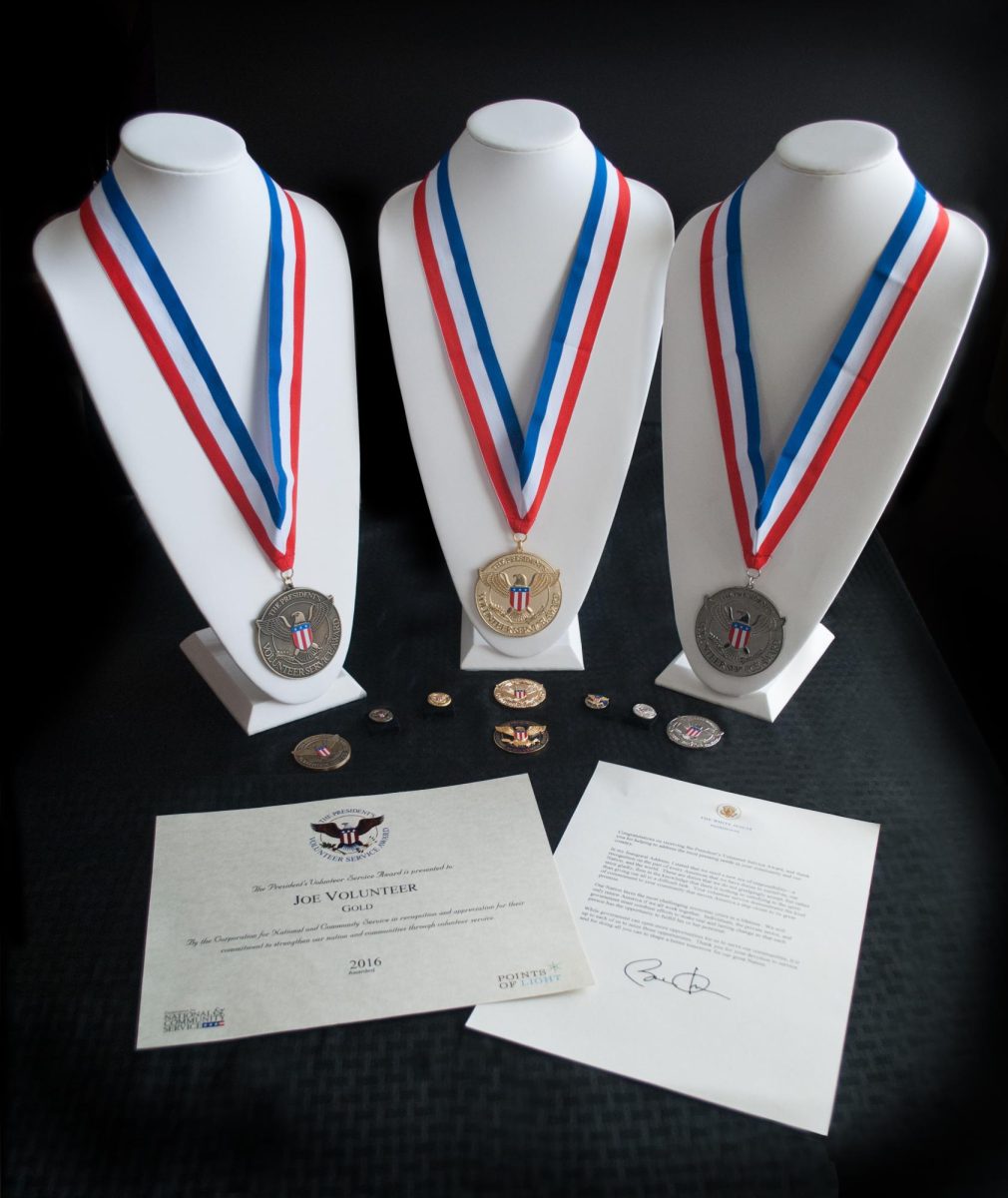Presidential volunteer service award temporarily paused