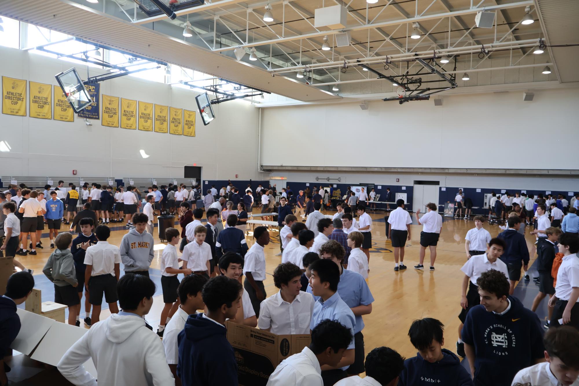 Club fair photo gallery
