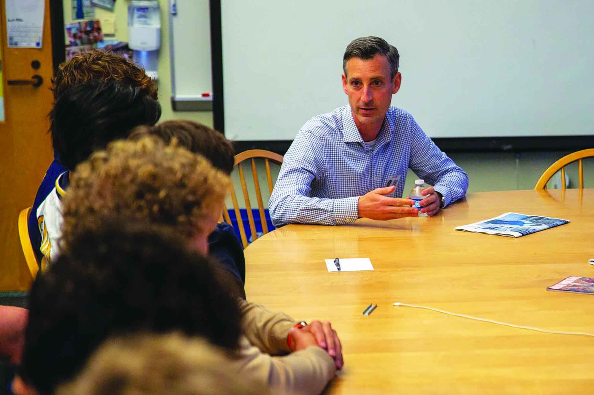 Former State Department spokesperson Ned Price ’01 is now serving as Co-President of the Harvard Institute of Politics.