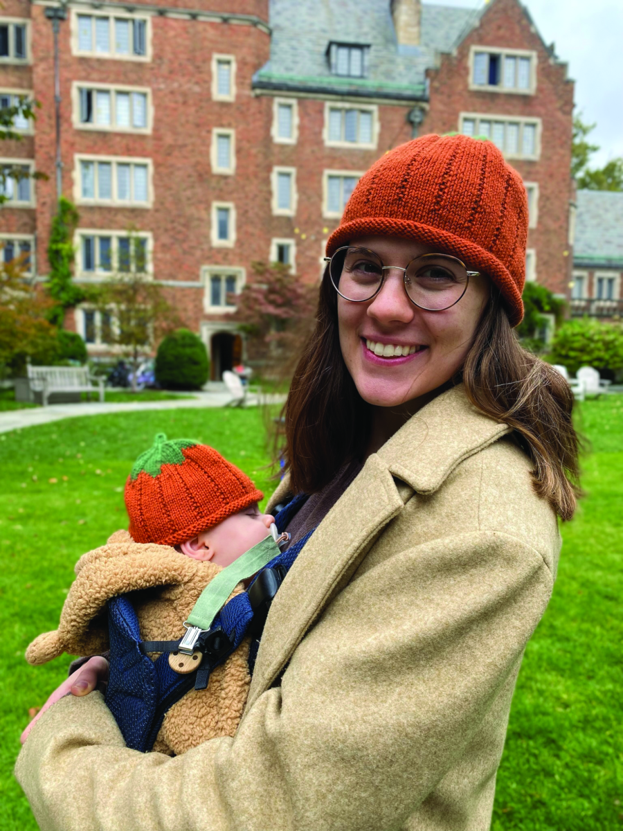 Hope Allchin and her daughter visit Allchin’s residential college, Yale, where she graduated from in 2018.